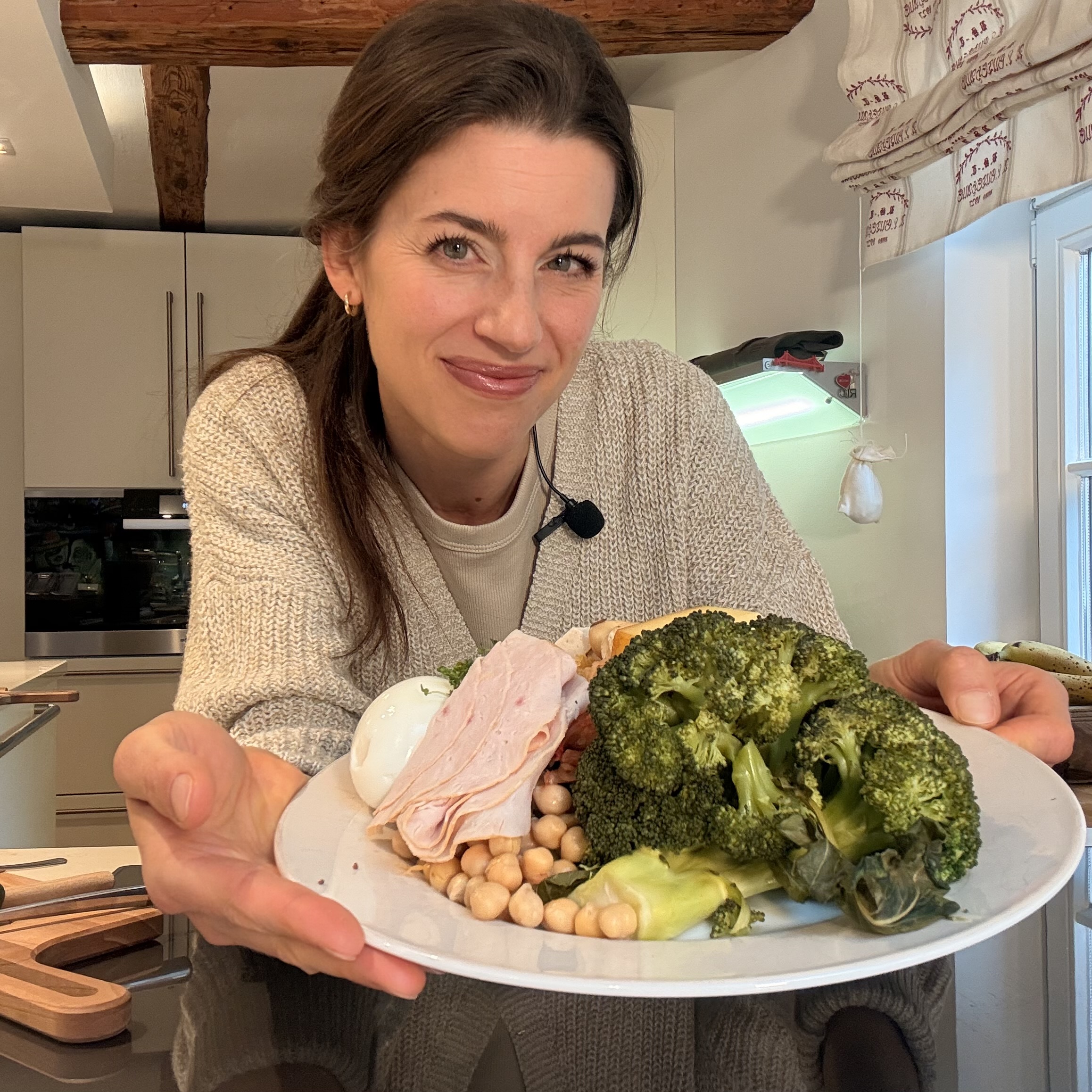 Joana beim Kochen – intuitiv und ohne Regeln